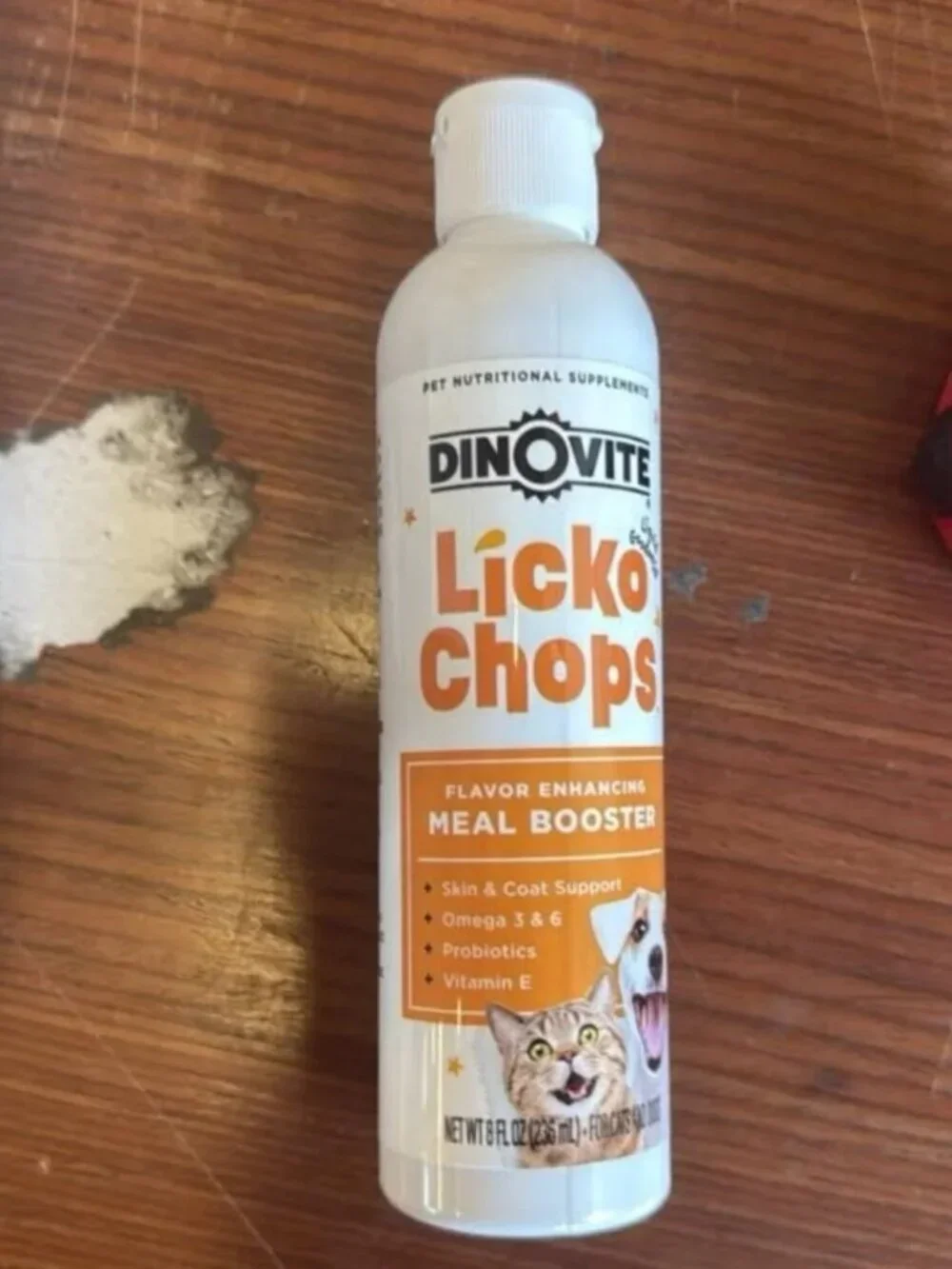 Dinovite 🐶🐱 lickochops